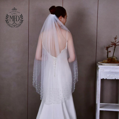 Pearl Adorned Tulle Veil