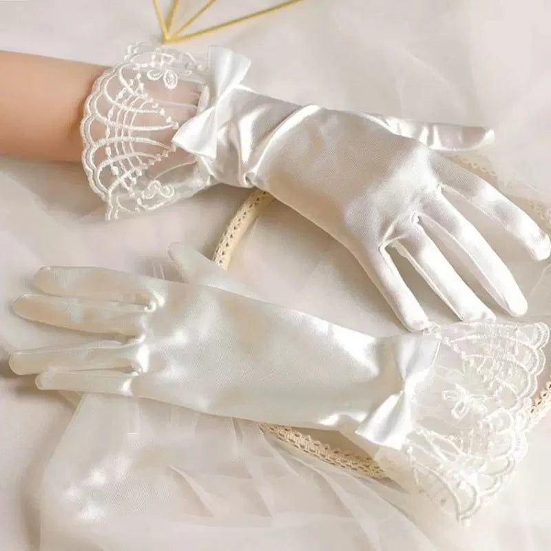 Bridal pearl retro gloves