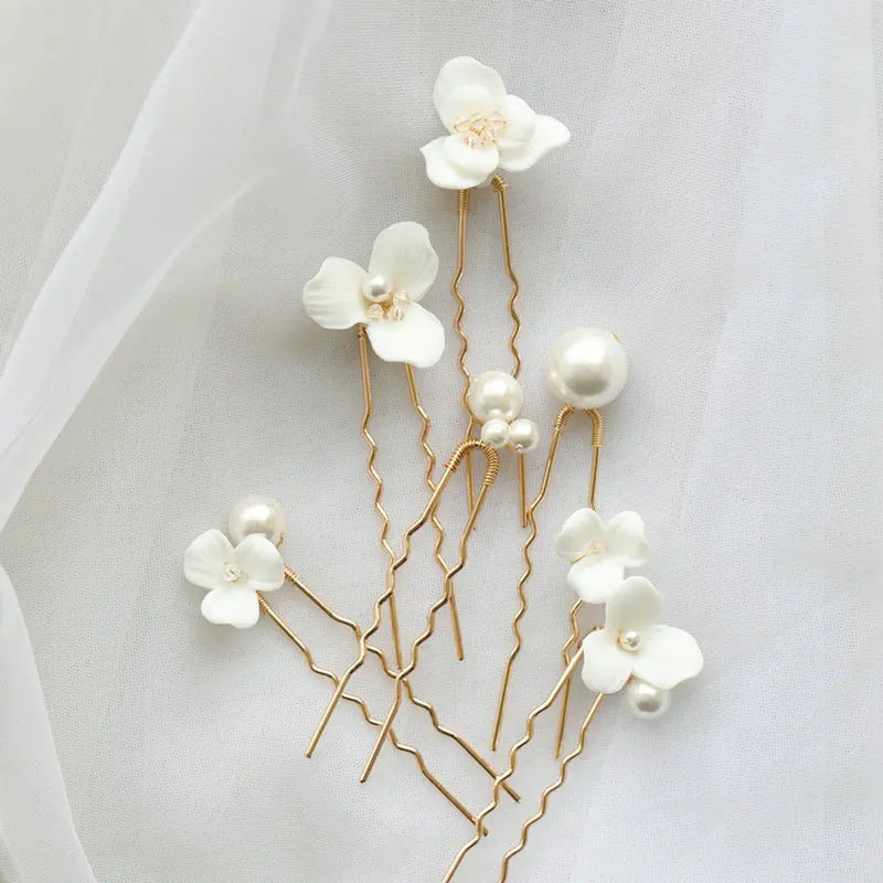 floral-pearl-hairpins