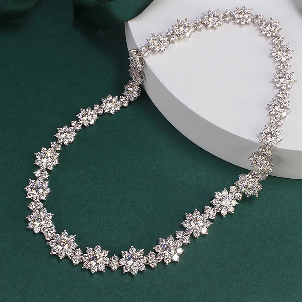 moissanite-flower-necklace